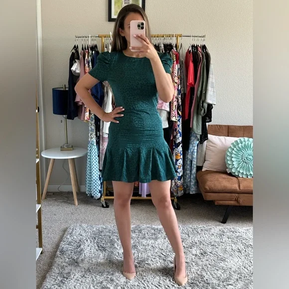 She + Sky Dresses | She + Sky Green Silky Dress | Color: Green | Size: S | Rondahfnp's Closet